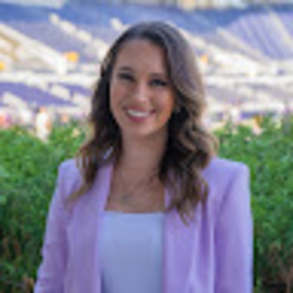 Meet your Posher, Madi